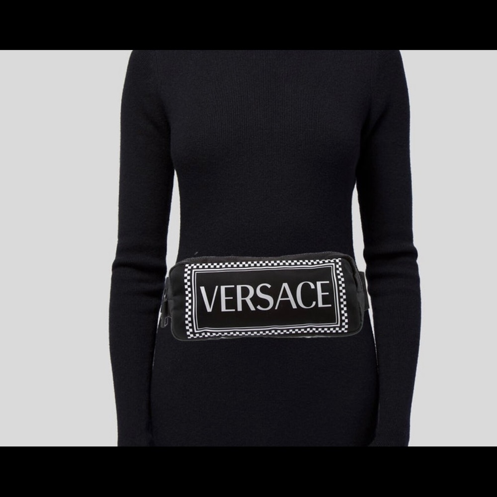 Versace
SOLD‼️⁉️